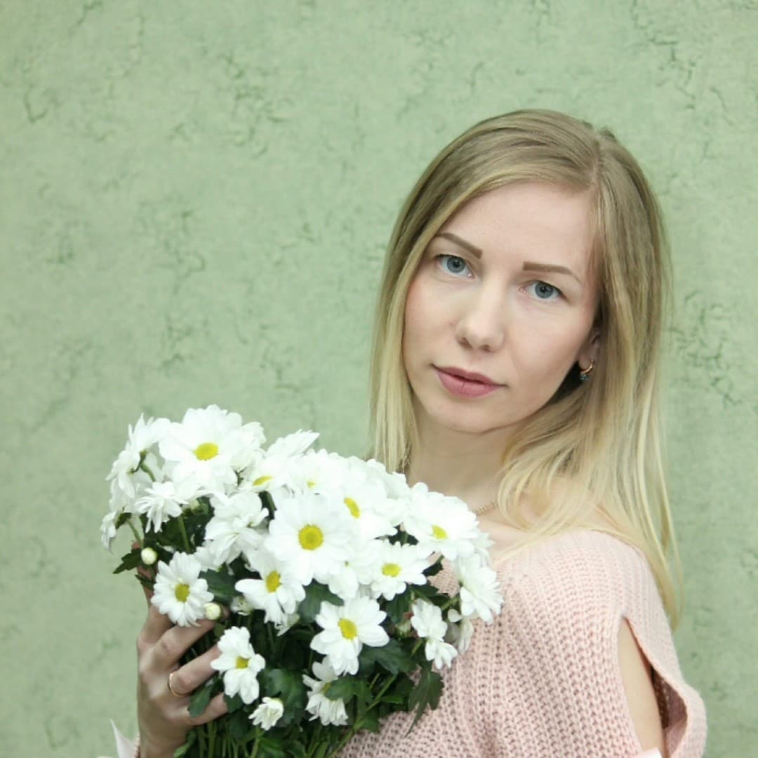 Оля Нагибова